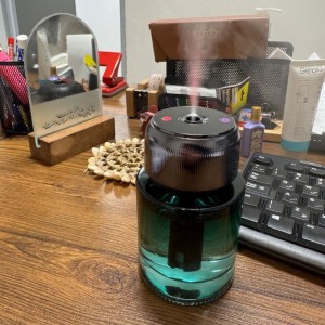 خوشبو کننده هوشمند خودرو مدل Car Fragrance
